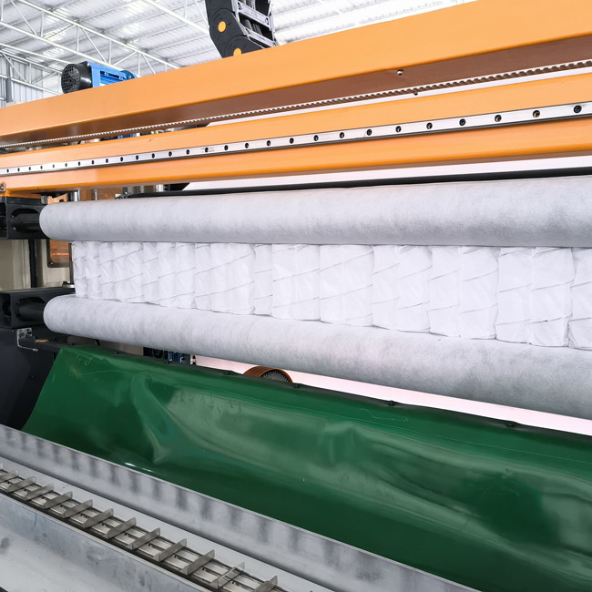 آلة تجميع زنبرك الجيب 6.5KW عالية الأداء 5-6 أوتار / دقيقة الإخراج